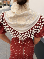 Manton beige madroño