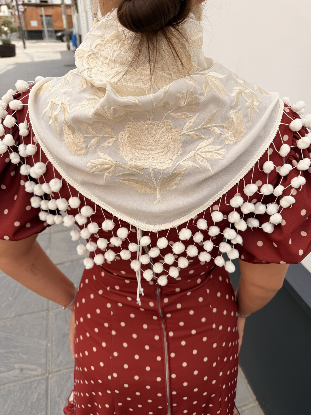 Manton beige madroño