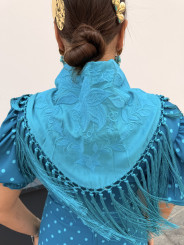 manton agua marina al tono