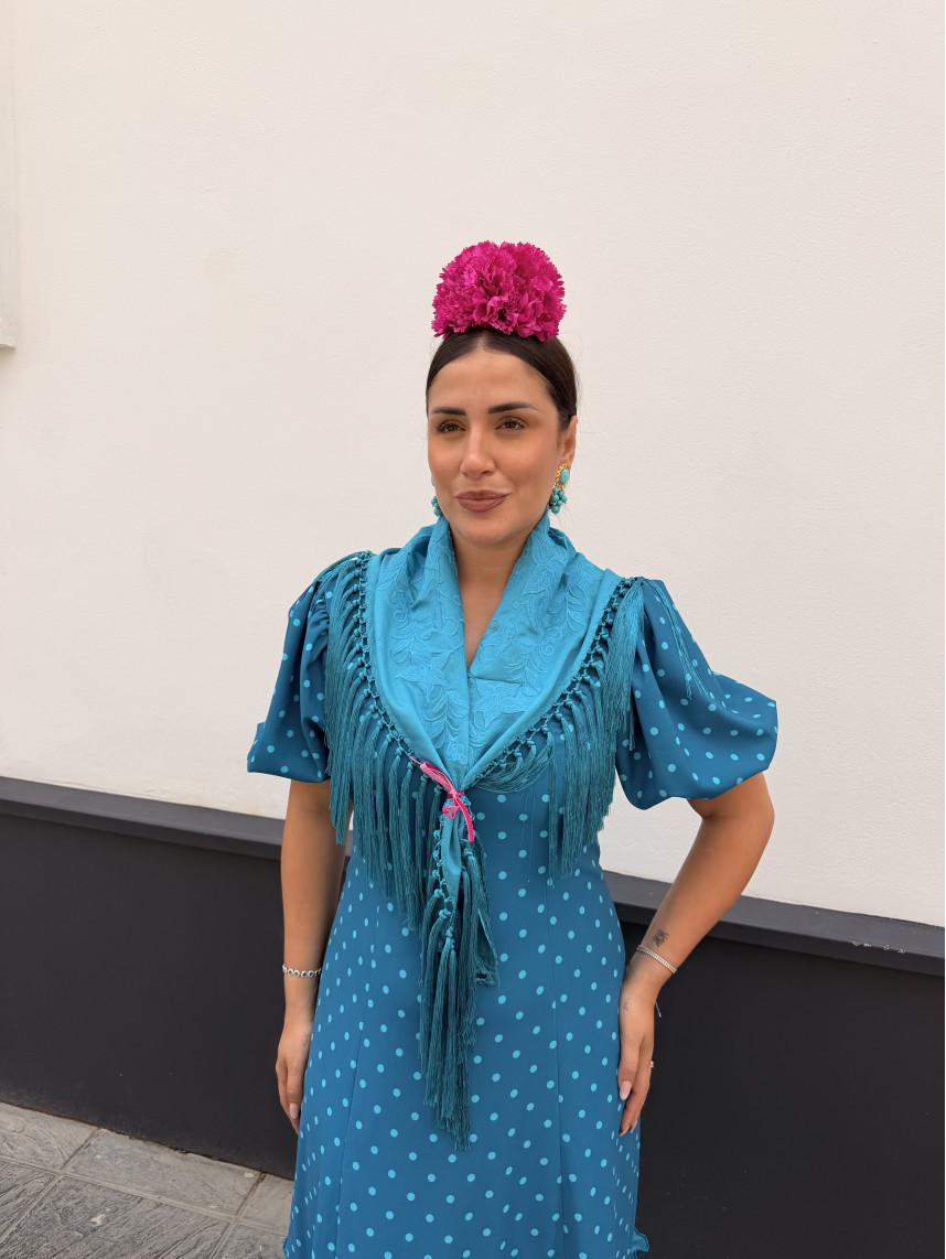 manton agua marina al tono