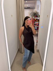 Top lencero cuello halter asimetrico