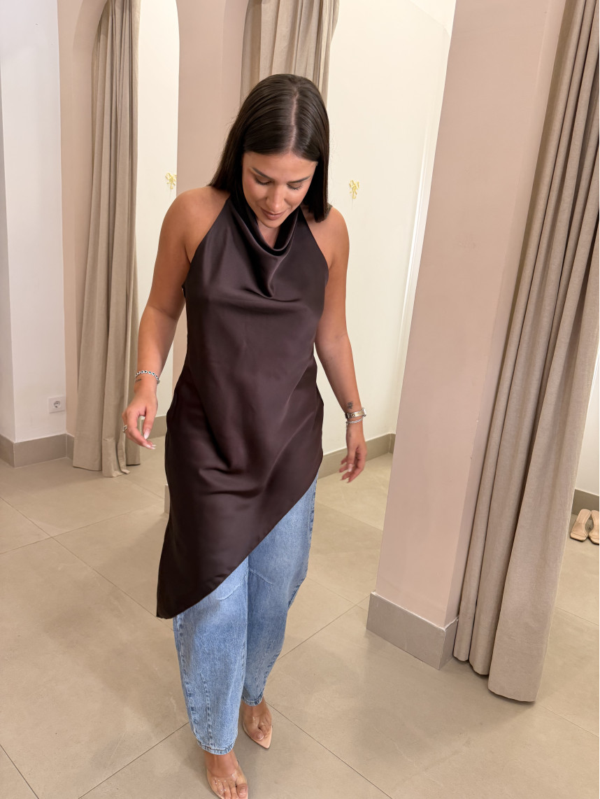 Top lencero cuello halter asimetrico
