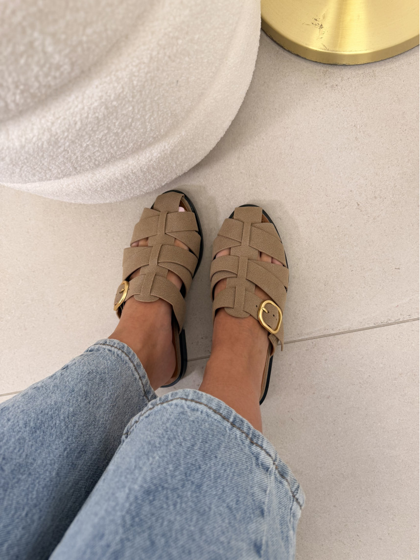 Cangrejera melani camel