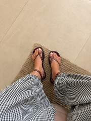 Sandalia arandela tinto