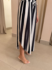 pantalon raya detalle aperturas