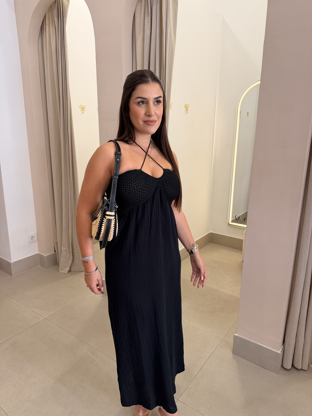 vestido detalle crochet