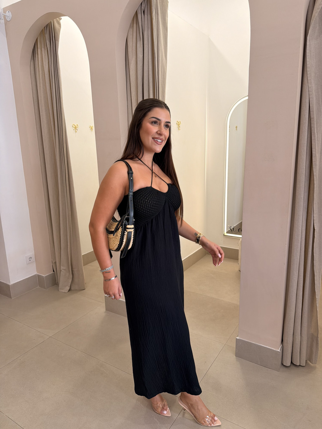 vestido detalle crochet