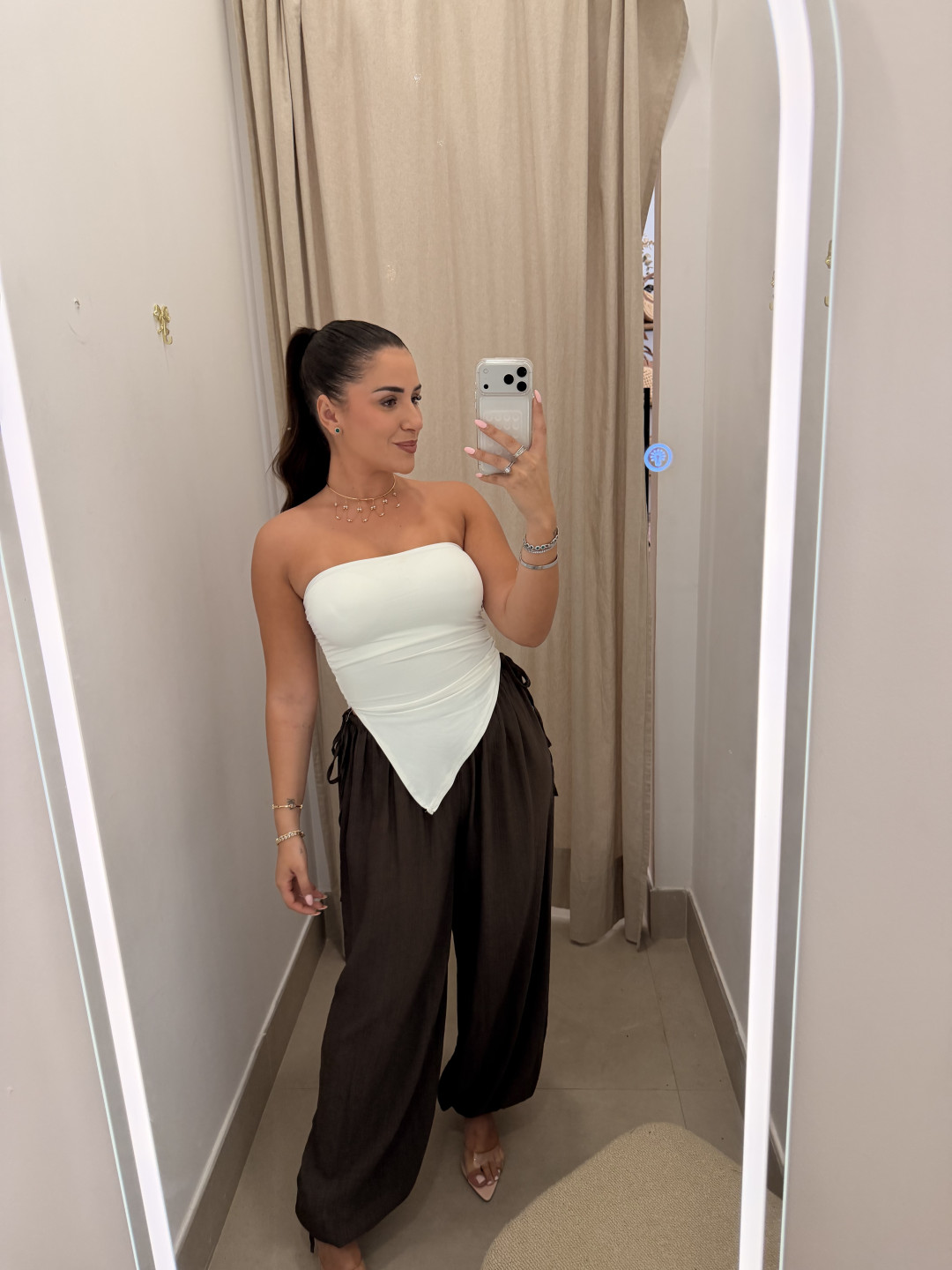 Pantalon detalle lazos