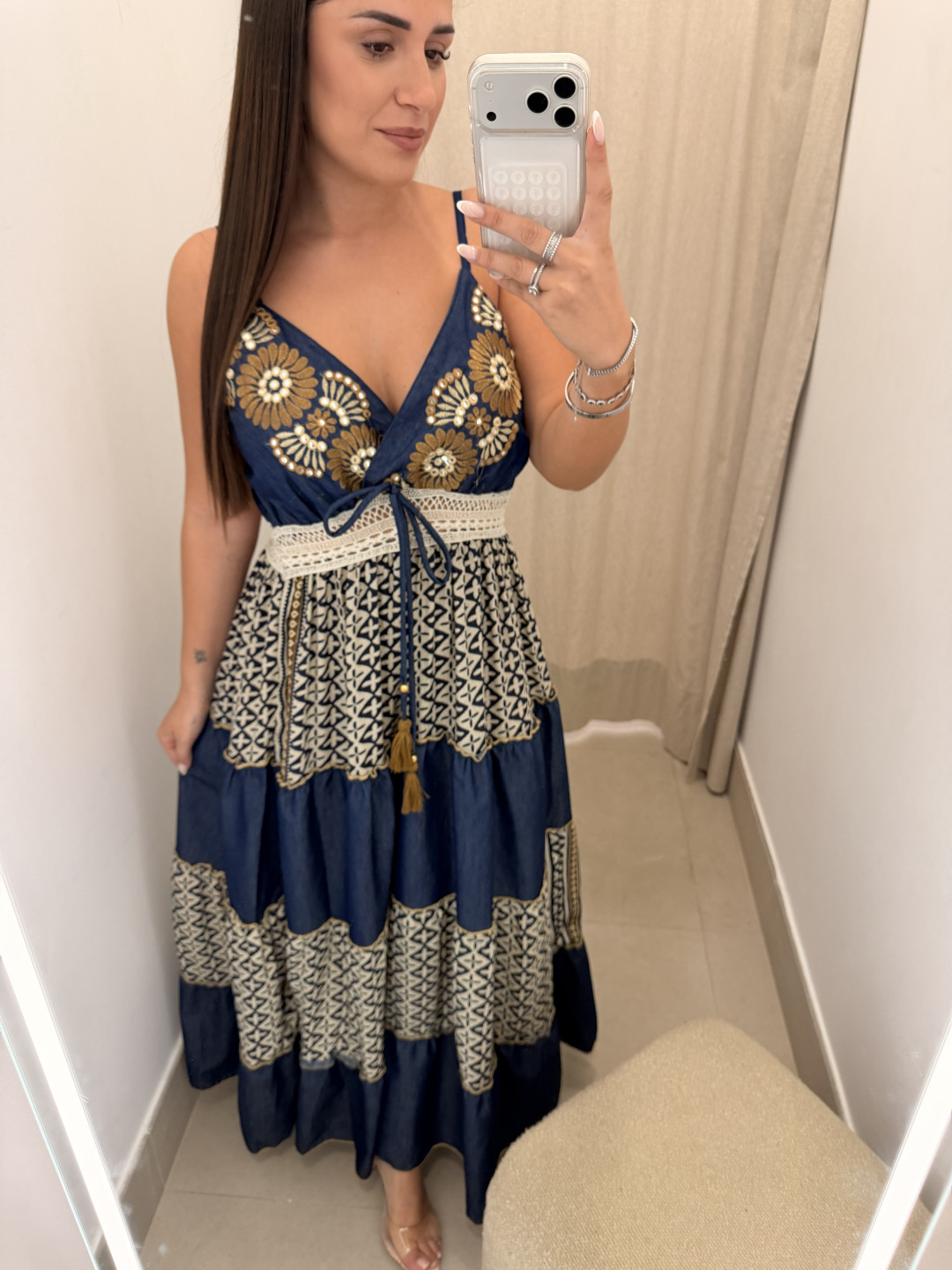 Vestido indio vaquero combinado con falda bicolor