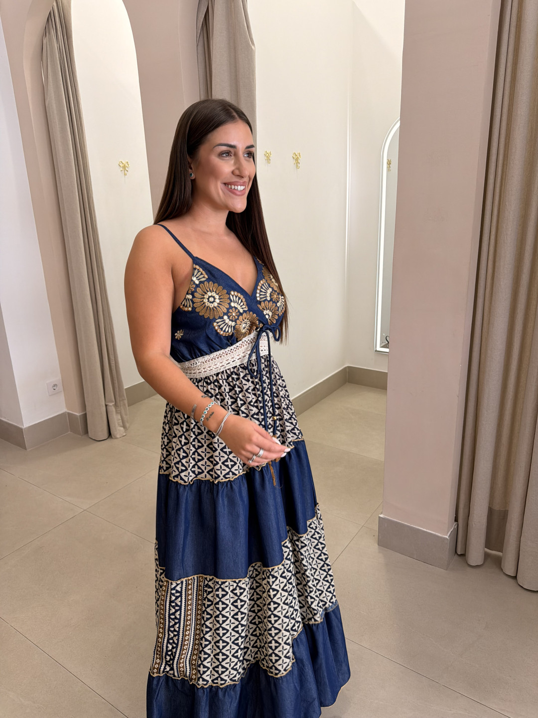 Vestido indio vaquero combinado con falda bicolor