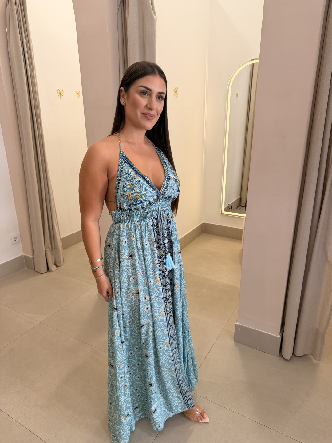 vestido indio detalle espejos
