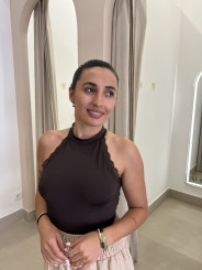 Top detalle cuello halter encaje