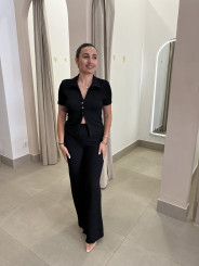 Conjunto arrugado negro