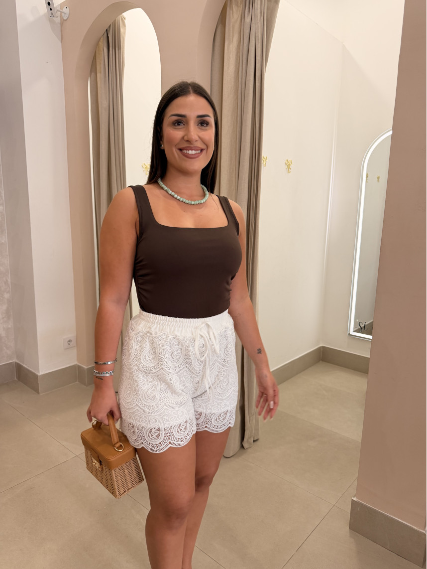 Short perforado