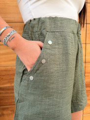 Short detalle tachuela