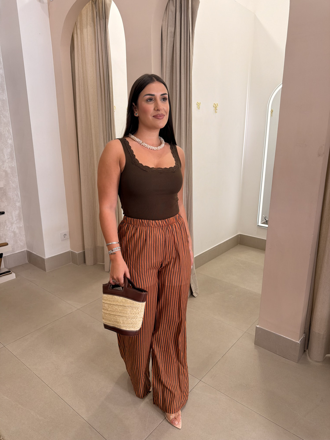 Pantalon rayas corte recto